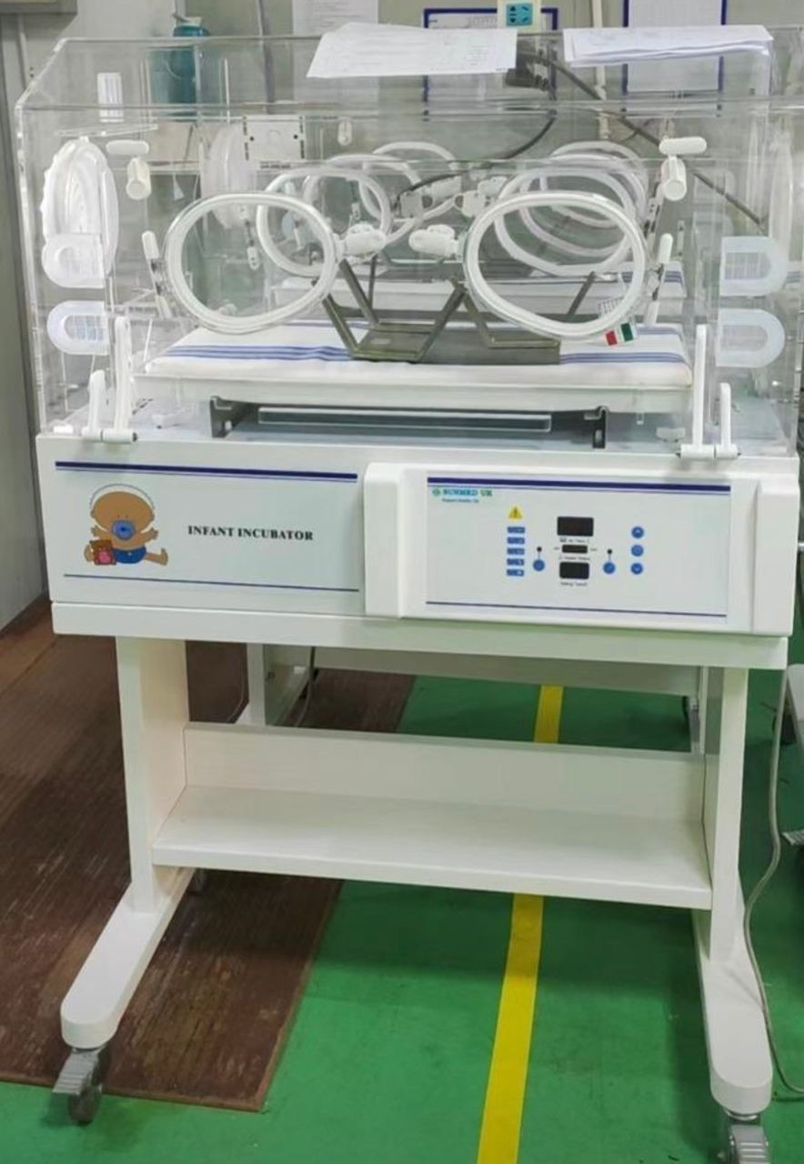 Baby incubator